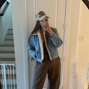 Abercrombie & Fitch Sherpa Lined Denim Jacket Size Large